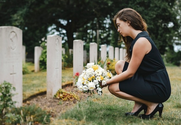 A young widow would come to her husband’s grave every week to water